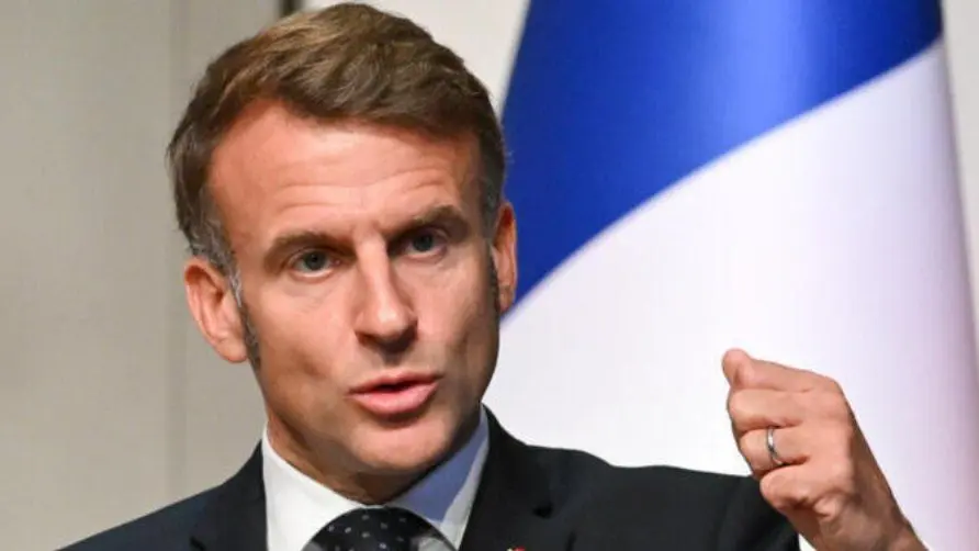 ماكرون: على إسرائيل وقف الحرب وعلى &ldquo;حزب الله&rdquo; إلقاء سلاحه